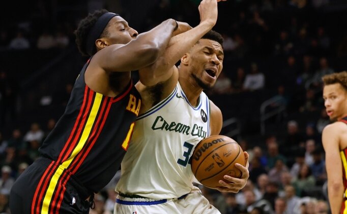 Giannis, Bucks'�n son ma�lubiyetinde sinirlerine hakim olamad�
