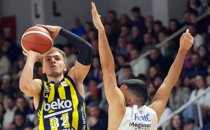 Arturs Zagars'�n yeni adresi belli oldu!