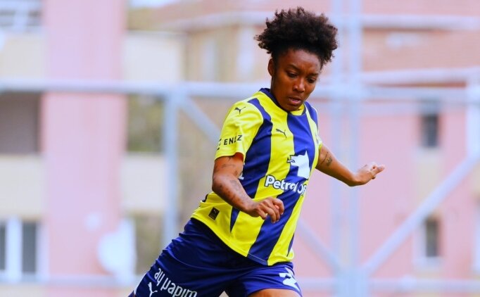 Fenerbah�e arsaVev'de sakatl�k: Marta Cox