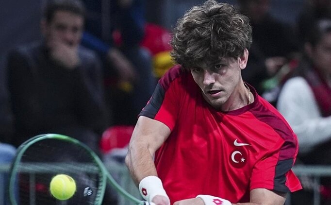 Milli tenis�ilerin yer ald��� turnuva, g�venlik nedeniyle durduruldu!