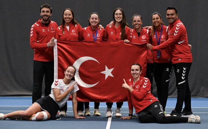 A Milli Kad�nlar, Billie Jean King Kupas�'na ��k�yor