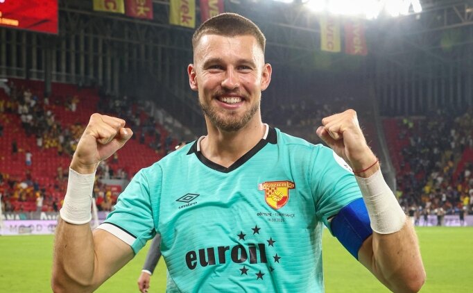 G�ztepe'de kaleci Lis ilki ya�ad�