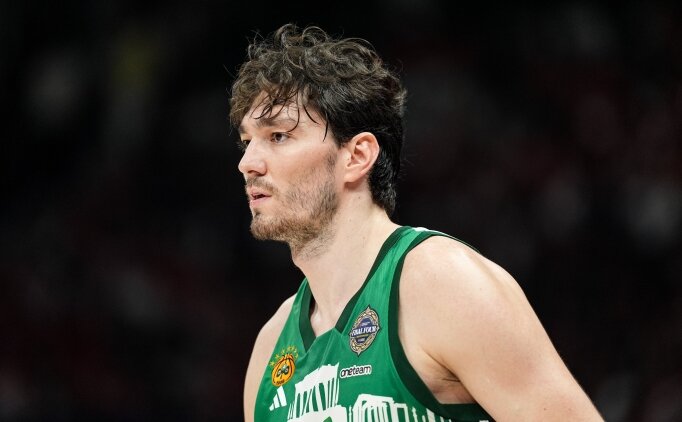 Cedi itiraf etti: 'Partizan ve Efes'le g�r��t�m'