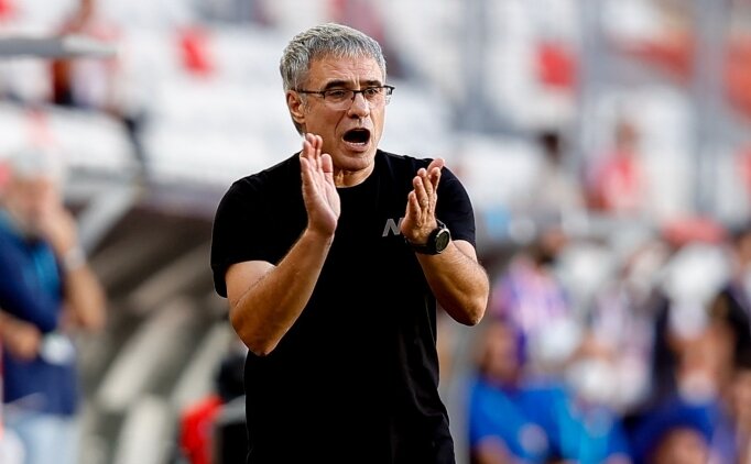 Ersun Yanal tepkilere dayanamad�, a��klama yapmak zorunda kald�