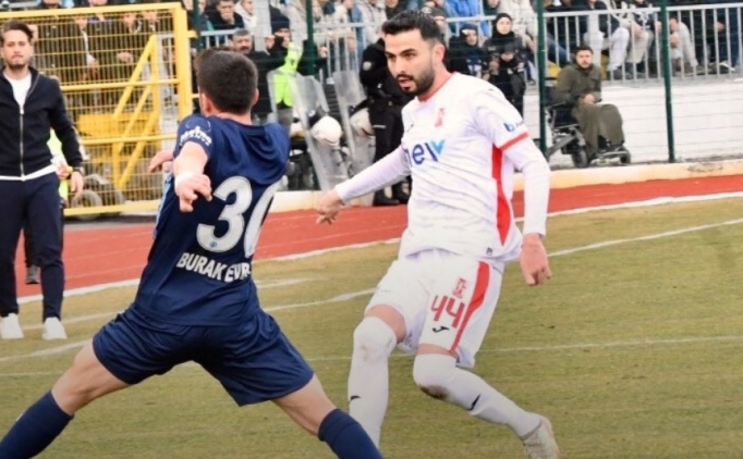 Bal�kesirspor lidere direnemedi