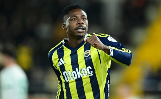 Fenerbah�e'de Musaba geri d�nd�!