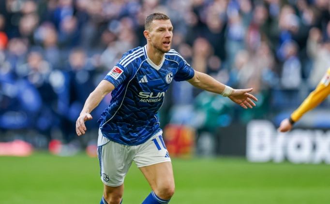 Dzeko'nun golleri Schalke'ye yetmedi!