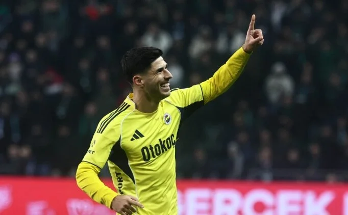 Fenerbah�e, Kocaeli'den Asensio ve Nene ile ��kt�