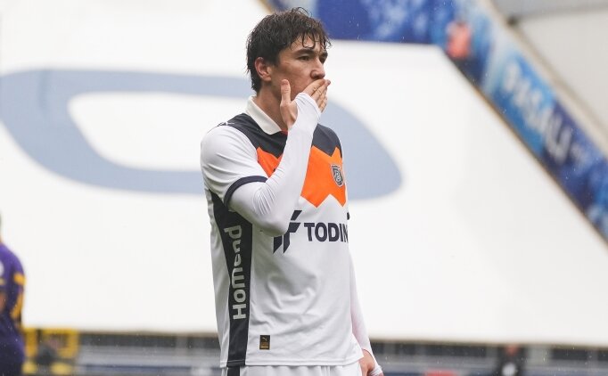 Ba�ak�ehir, Eldor Shomurodov transferini a��klad�!