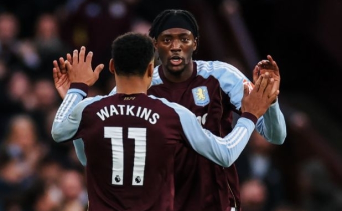 Tammy Abraham att�, Aston Villa 1 puan� kurtard�
