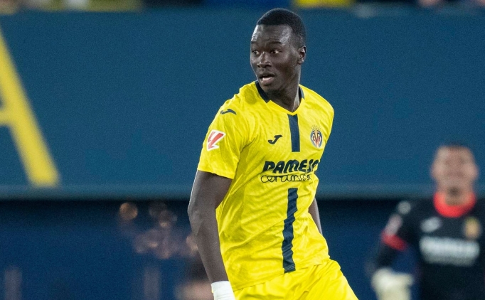 Villarreal, Valencia'y� geriden gelip y�kt�