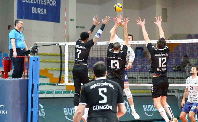 Akku� Belediyespor, Efeler Ligi'ne veda etti!