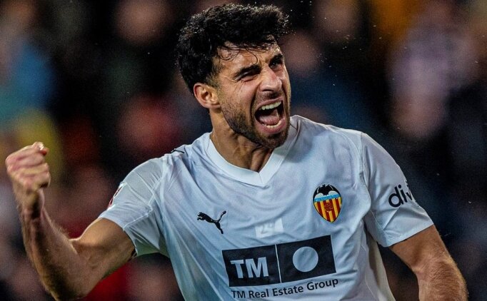 Valencia, iki kere geriye d��t��� ma�� kazand�!