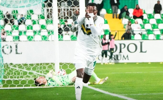 Kayode hat-trick yapt�; Erokspor kazand�