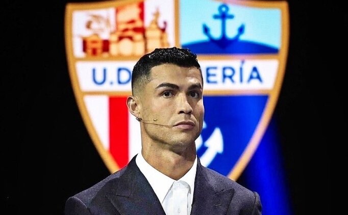 Cristiano Ronaldo, Almeria'dan hisse sat�n ald�!