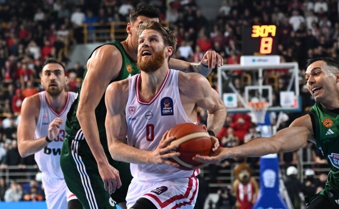 Yunan Basketbol Ligi'nde Thomas Walkup'�n stat� tart��mas�