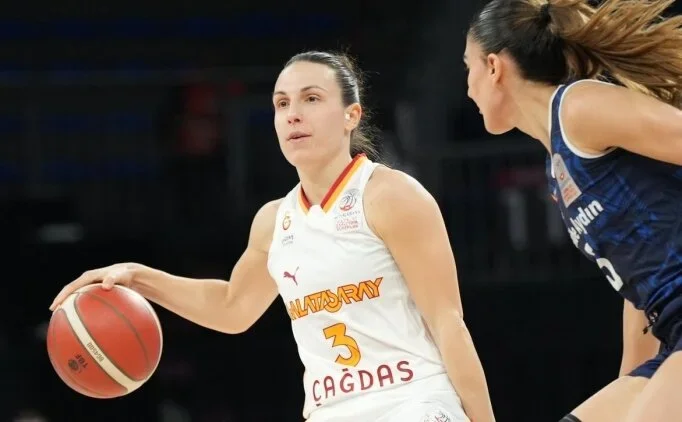 Galatasaray, �eyrek final ilk ma��nda galip; seride durum 1-0