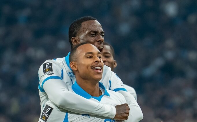 Marsilya 2 kere geriye d��t��� ma�ta galibiyeti ald�!