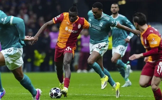 Wilfried Singo mecburen stopere