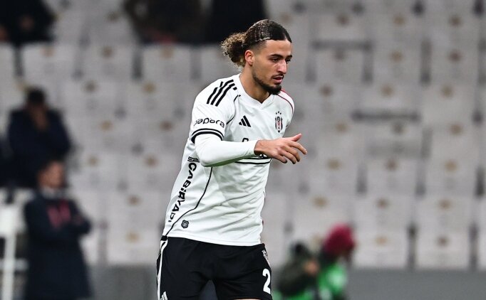 Be�ikta�'ta Taylan Bulut kul�beye dahi giremiyor