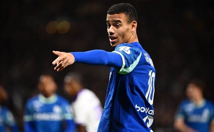 Fenerbah�e'de Hakan Safi'nin g�z� Greenwood'da