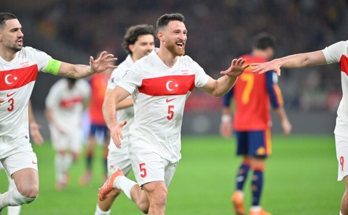 Be�ikta� yerli y�ld�zlar�n pe�inde!