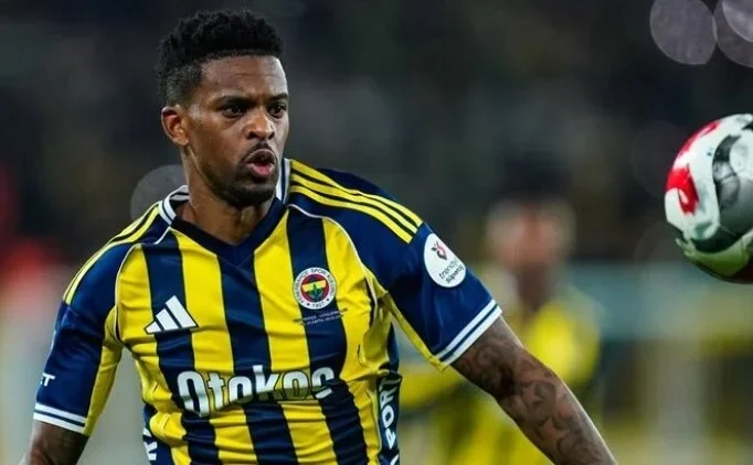 Nelson Semedo derbide sahada