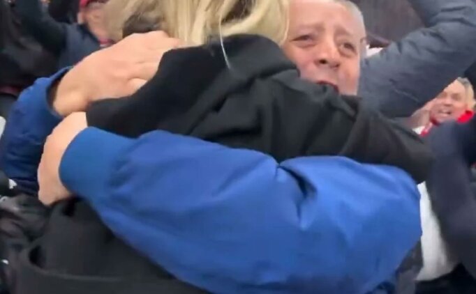 Milli Tak�m gol�nde Arda G�ler'in ailesi co�tu!