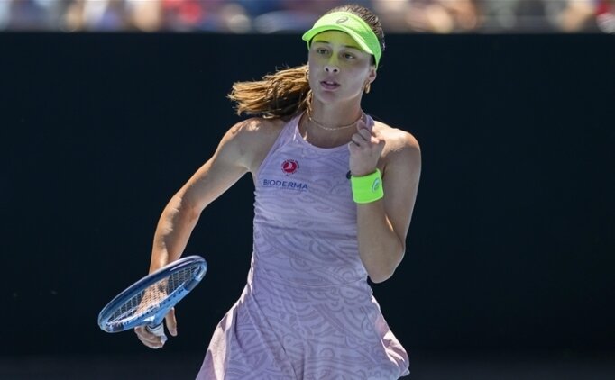 Zeynep S�nmez, Madrid A��k'ta �iftlerde ikinci turda