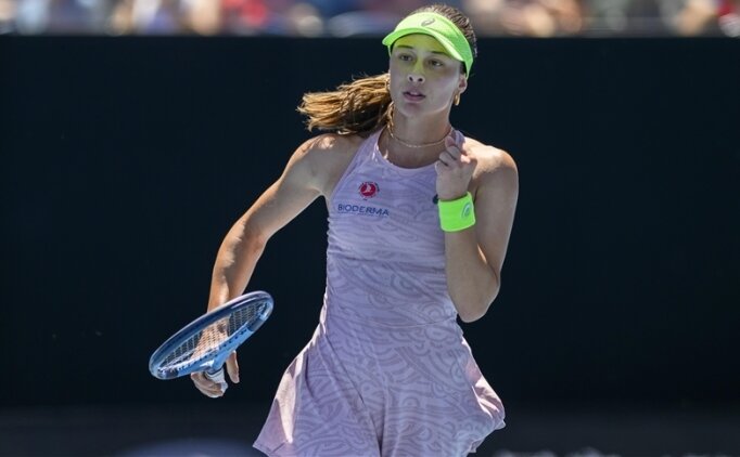 Zeynep S�nmez 'en iyi dereceli' T�rk tenis�i