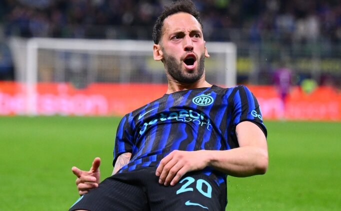 �talya, Hakan �alhano�lu'nu konu�uyor!