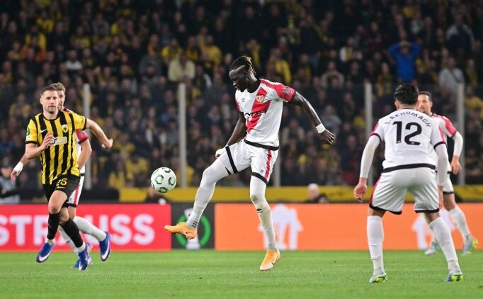 Rayo Vallecano yar� final biletini kapt�!