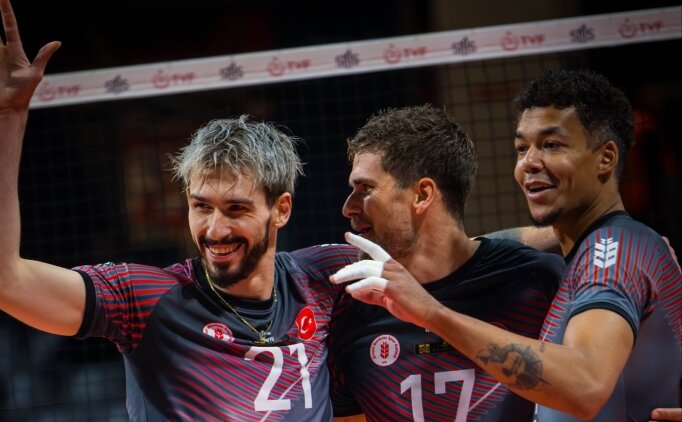 Voleybol Efeler Ligi final serisinin 3. ma�� oynanacak