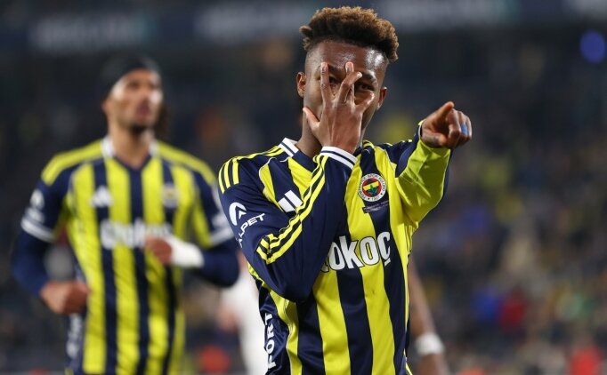 Fenerbah�e'de Dorgeles Nene formay� unuttu!