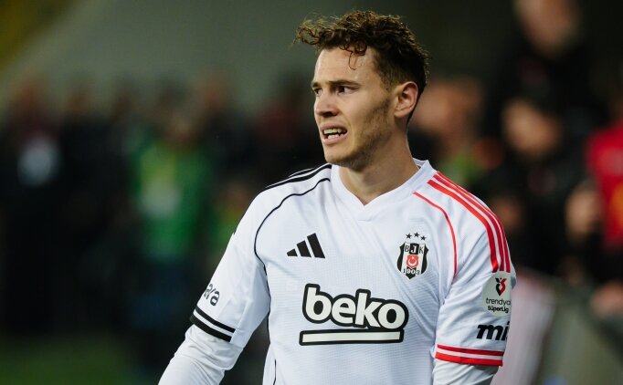 Be�ikta�'tan ayr�ld�, Hull City devreye girdi: Kristjan Asllani 