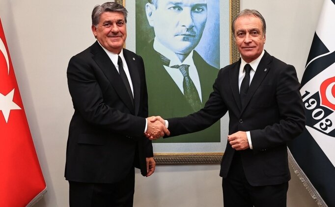 Be�ikta�'ta 11 futbolcunun bileti kesildi