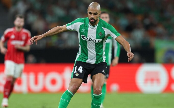 Fenerbah�e, Sofyan Amrabat'la ayr�l��a yak�n!