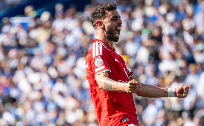 Bruno Fernandes tarihe ge�ti; MANU kazanarak bitirdi