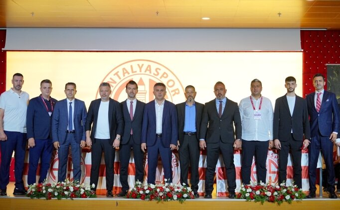 Antalyaspor'da g�rev da��l�m� yap�ld�!