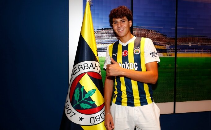 Fenerbah�e'de bir ayr�l�k daha: Omar Fayed