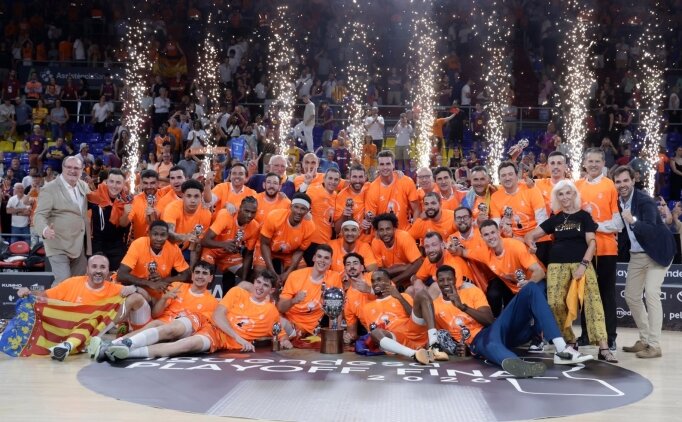 �spanya'da �ampiyon Valencia Basket!
