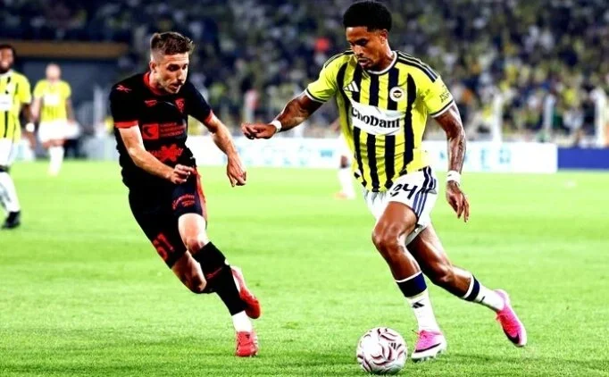 Fenerbah�e'de Oosterwolde'nin gelece�i i�in kritik zirve!