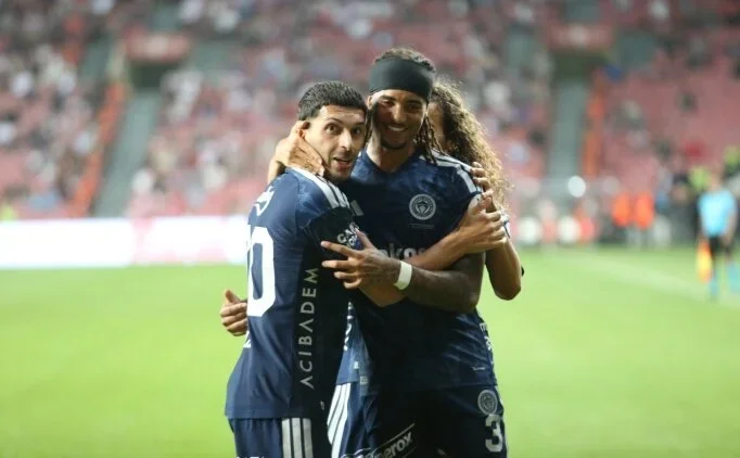 Archie Brown'dan Be�ikta�'a mesaj!