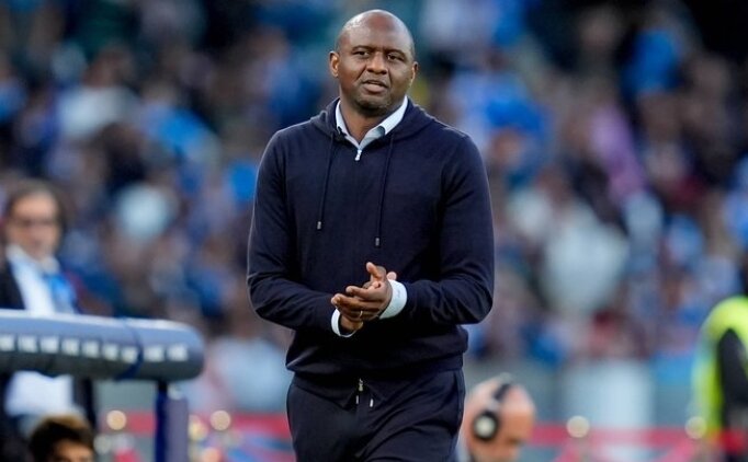 Senegal'in yeni hocas� Patrick Vieira!