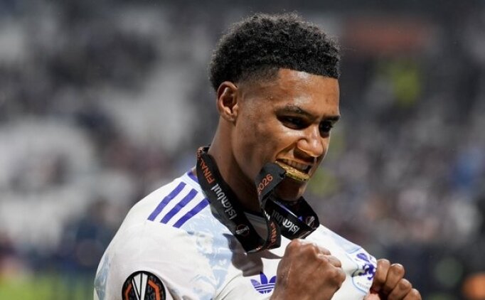 Ollie Watkins i�in fla� geli�me! Al Hilal devrede