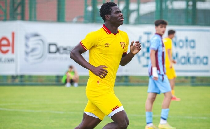 G�ztepe, Pah Franck Gouhon'u kiralad�!