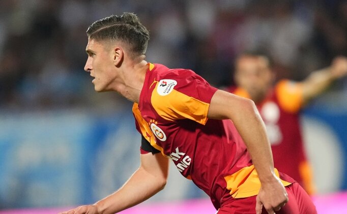 Galatasaray'da Roland Sallai'den bir ilk!