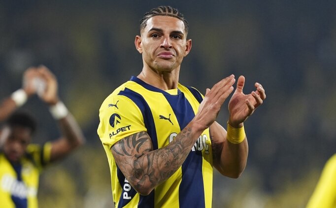 Fenerbah�e'ye Carlos'tan dev gelir gelecek!