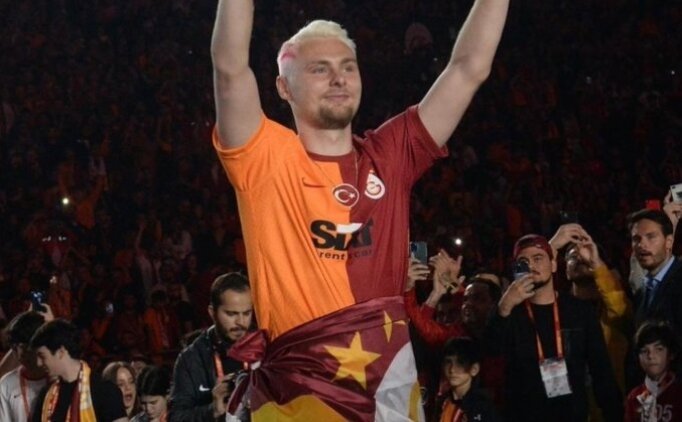 Galatasaray, Nelsson ile yollar�n� ay�rd�