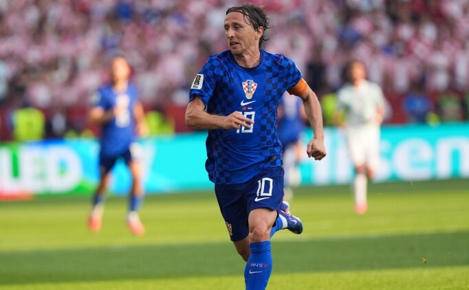 Luka Modric, 40 ya��nda H�rvatistan Milli Tak�m�'na davet edildi